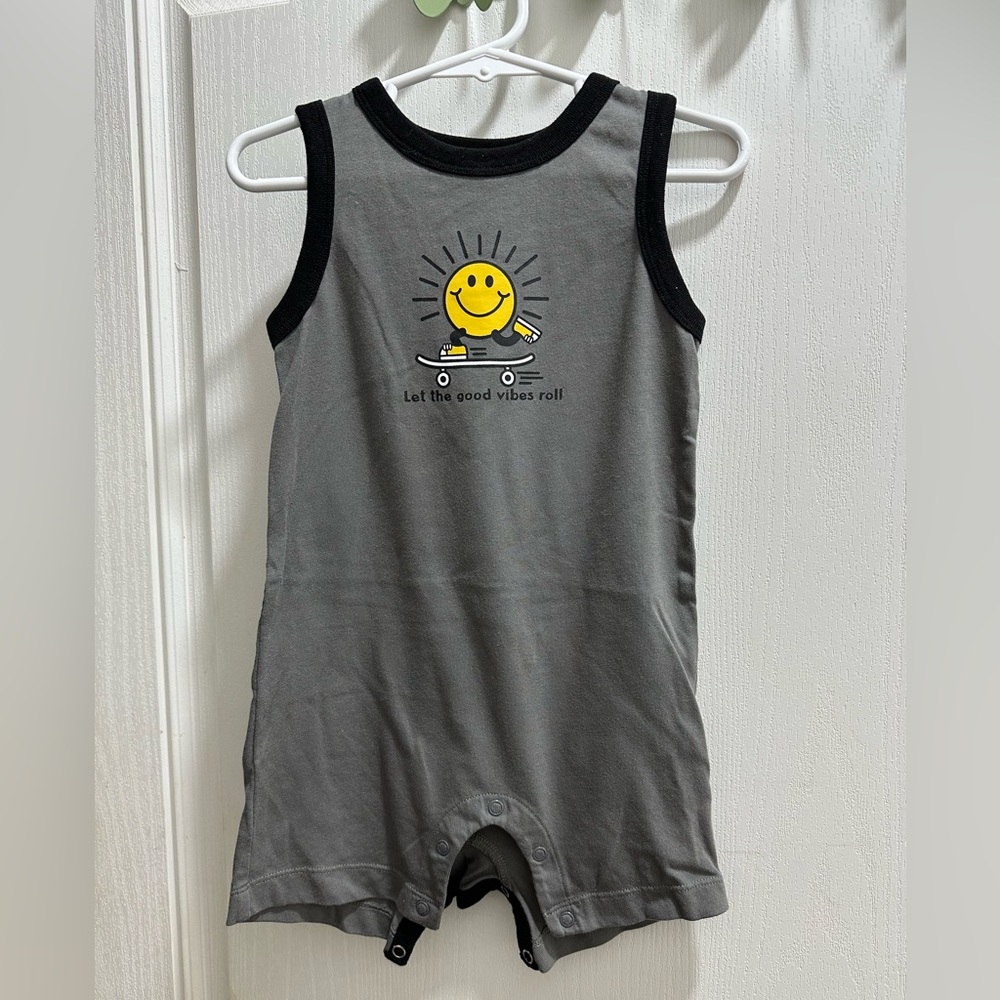 Toddler romper, Size 24m, Black-Gray.
